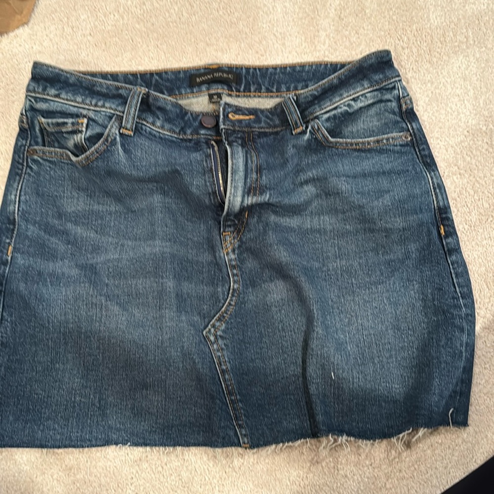 mini skirt